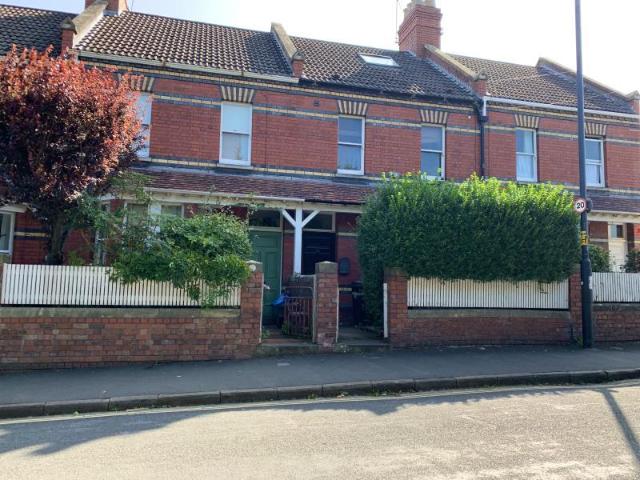 Raleigh Rd, Bristol BS3 1 bed in a house share to rent £595 pcm £137 pw