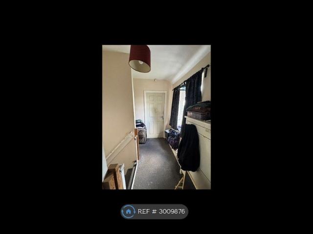 Raleigh St, West Bromwich B71, 3 bed semi detached house to rent, £1,300 pcm | PrimeLocation