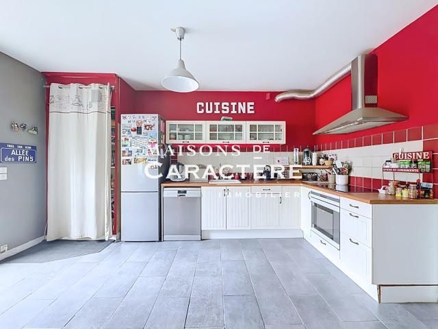 Rare: Maison ancienne atypique et Grange de 100m2 Vernouillet