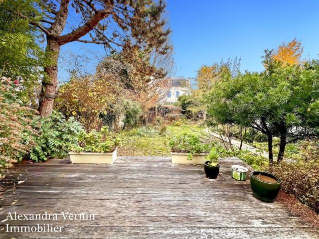 Rare, maison d'exception rue d'Alsace 250m² Saint Germain en Laye