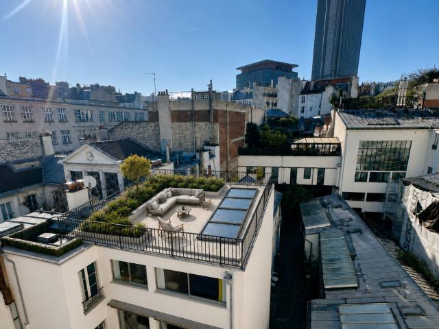 Rare Maison indépendante à rénover avec toit terrasse 178m² Paris 6ème