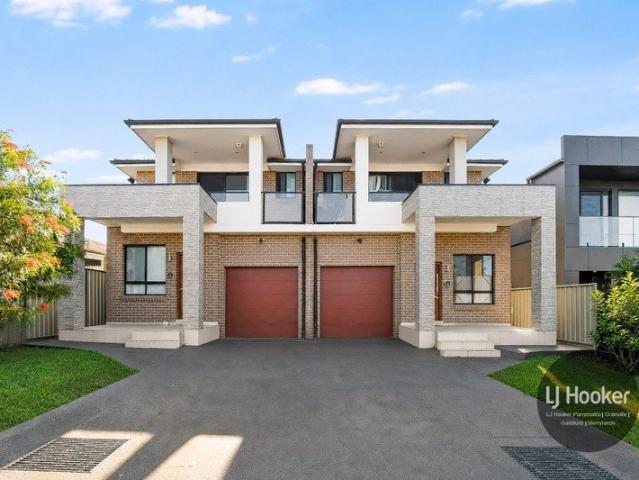 Rare Mortgagee in Possession Opportunity Pair of Full Brick Duplexes on 904.2 sqm approx