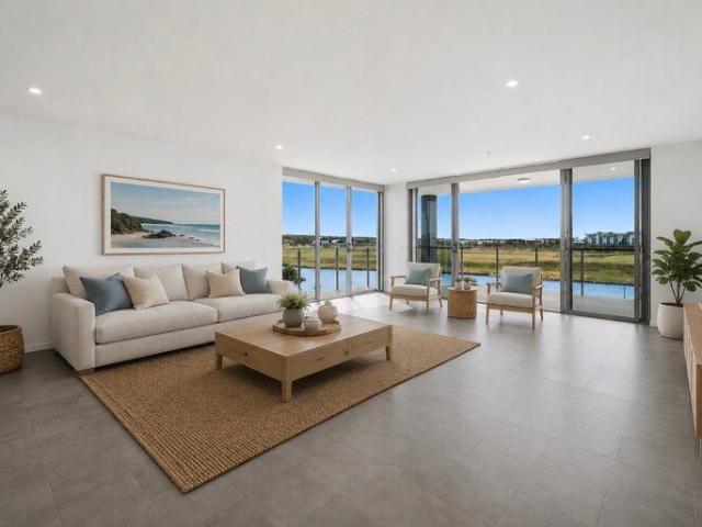 Rare North Facing Corner Residence Overlooking Lake Kawana