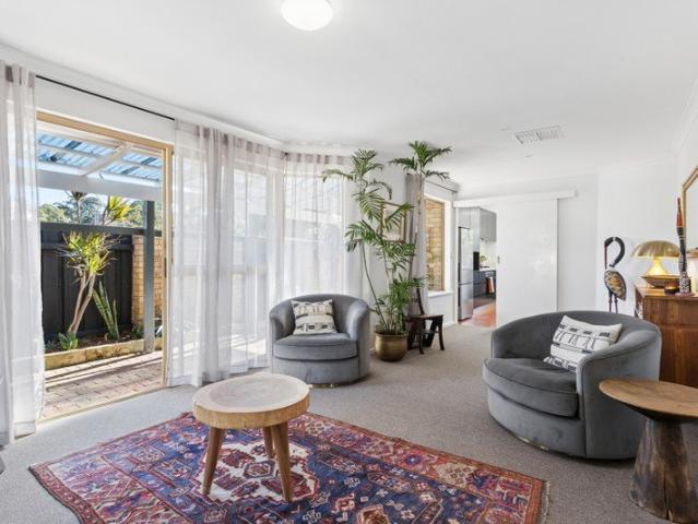 RARE NORTH FACING SINGLE LEVEL LIVING IN THE HEART OF CLAREMONT