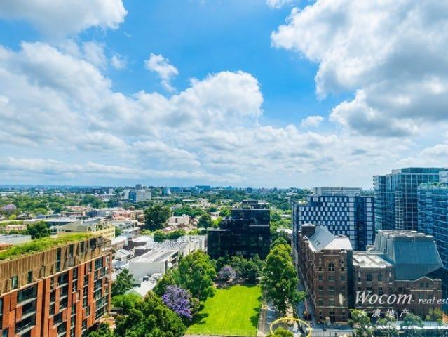Rare North West Corner Dual Key Apartment | High Level Park Views Over Central Park | Two Separate Laundries