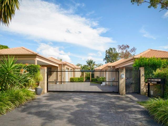 RARE OVER 55's VILLA IN BOUTIQUE COMPLEX