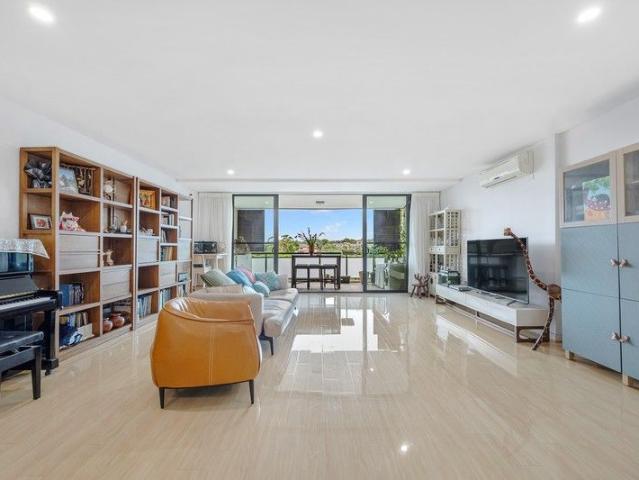 Rare Oversized Apartment | Premium Carlingford West Catchment