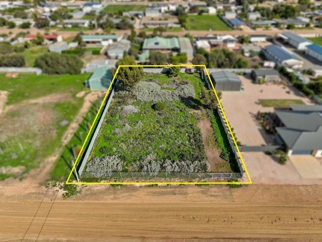 Rare Opportunity: Massive Allotment with Subdivision Potential