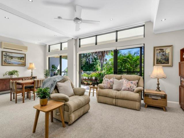 Rare opportunity at the 'Bangalley' in North Avalon