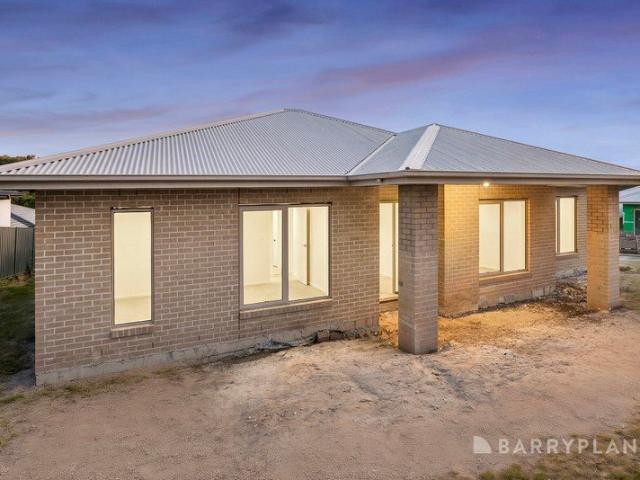 RARE OPPORTUNITY COMING TO YARRA JUNCTION!
