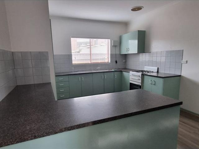 Rare opportunity for Full size House Lease in CBD