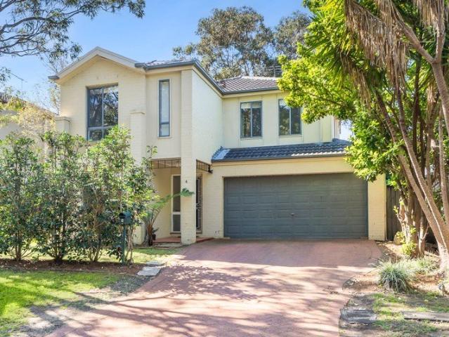 Rare opportunity: freestanding family home in Valley View Estate