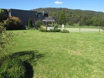 Rare Opportunity in Bowral Affordable Studio for Living, Investment Perfect for Downsizers & Investors