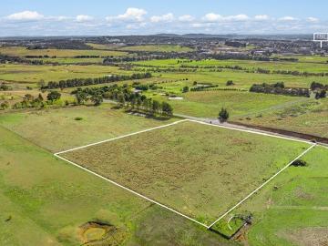 Rare Opportunity Land for Sale in Brisbane Grove!