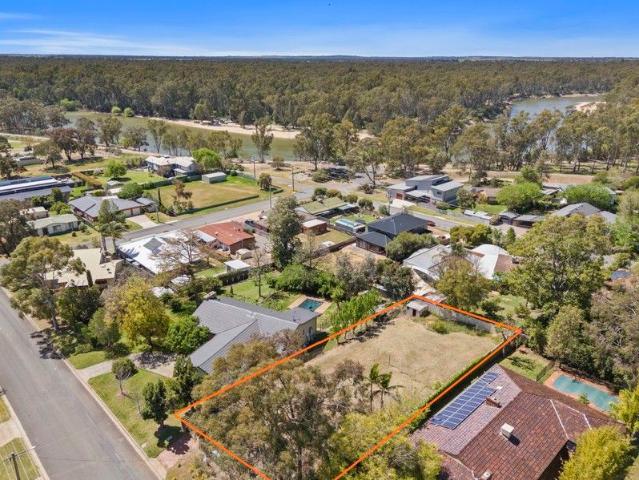 Rare Opportunity. Prime Land in Cobram overlooking the Murray River