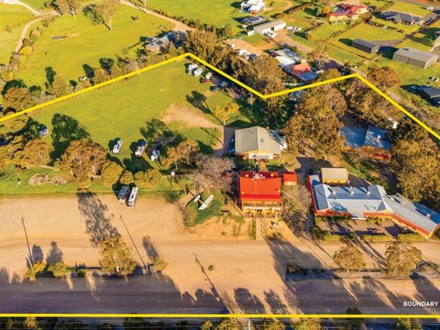Rare Opportunity to Acquire the Original Ettamogah Pub on a 4.81ha* Freehold Site