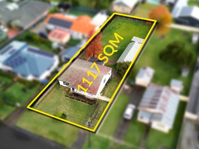 Rare Opportunity to Develop on Generous 1117sqm Block with approx. 18.31m frontage!