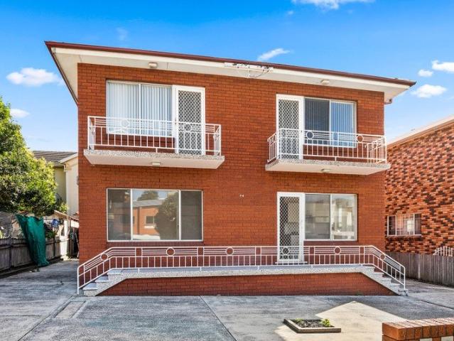 RARE OPPORTUNITY 3 FLATS CBD INVESTMENT