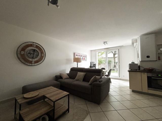 Rare à Chassieu ! T2 de 46 m2 avec jardin privatif de 60 m2