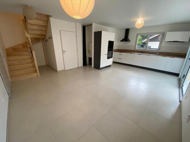 Rare à la location ! 18 A, chemin de la Tuilière.
