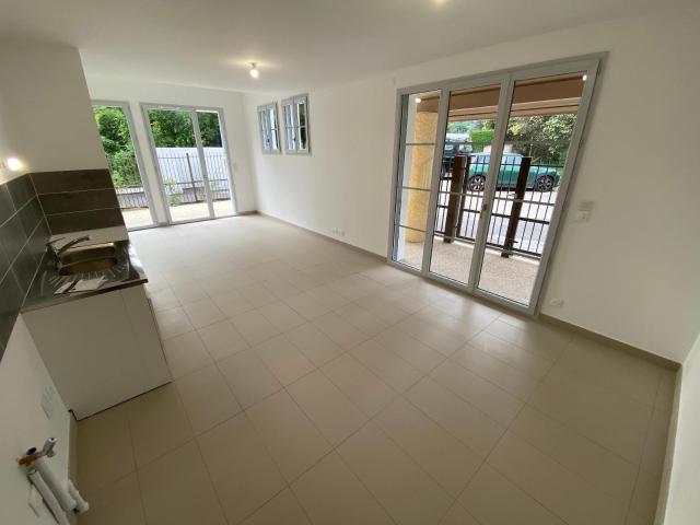 Rare à la location ! 28, Rue du Vieux Pont à Thonon.