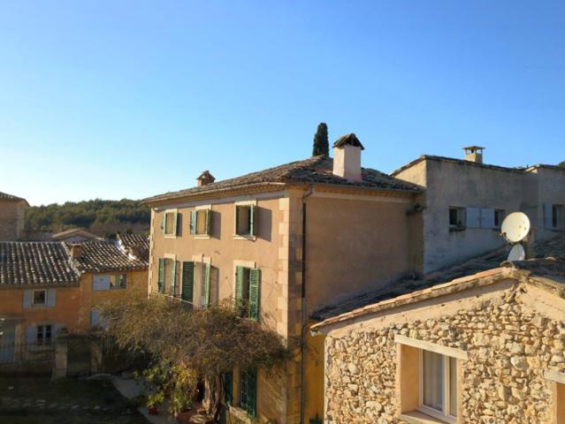 Rare à la vente. Bastide avec le charme d'une mais