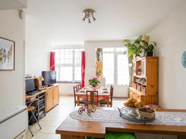 Rare à Maintenon, appartement de 2 pièces de 43 m² avec cave et jardin de 240 m², situation exceptionnelle gare à pied à moins d'une minute