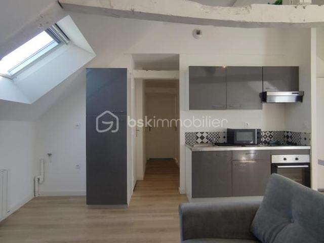 RARE À PACÉ – APPARTEMENT LUMINEUX AU DERNIER ÉTAGE
