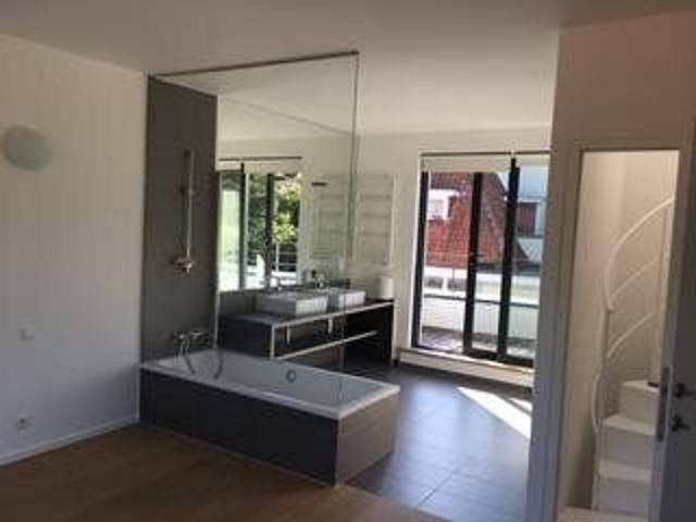 Rare à Uccle: superbe app 3ch lumineux en quadruplex