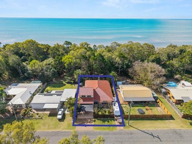 Rare Absolute Beachfront Home With Room For The Caravan Or Boat!