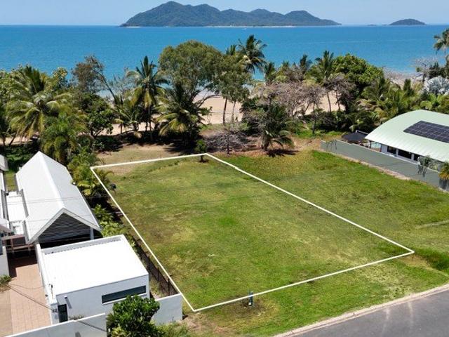 Rare Absolute Beachfront Opportunity Mission Beach Region, Tropical NQ
