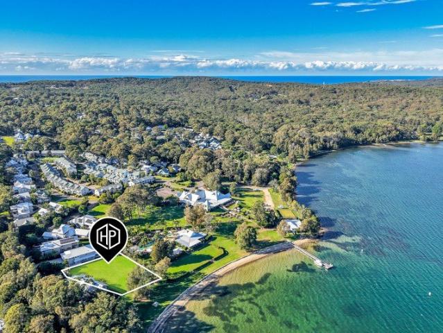 Rare Absolute Waterfront Reserve Opportunity 1,039sqm in Raffertys Resort