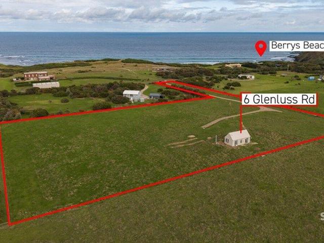 Rare Acreage close to Berry's Beach
