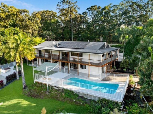 Rare Acreage Opportunity | Resort Style Living with Exceptional Dual Living on 7,726m²