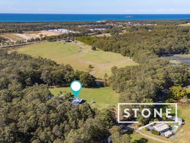 Rare Acreage Lifestyle, Five Acres Bordering State Forest Minutes to Moonee Beach