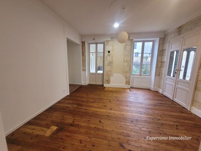 RARE: APPARTEMENT EN RDC DE 67.84 M2 EN PLEIN COEUR DE VILL