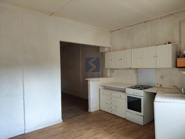 RARE: Appartement type 3 plain pied avec terrain en plein c