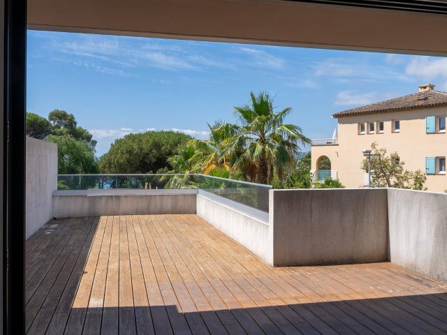 Rare – Appartement 3 pièces lumineux avec grande terrasse et. 76m² Les Issambres
