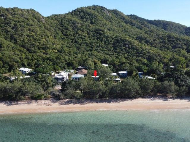 Rare Arcadia beachfront opportunity 1012m2 sea views