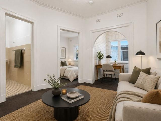 Rare Art Deco Apartment with Separate Bedroom and Study