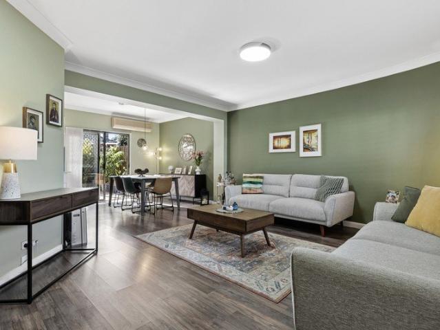 Rare Beachside 4 Bedroom Townhouse