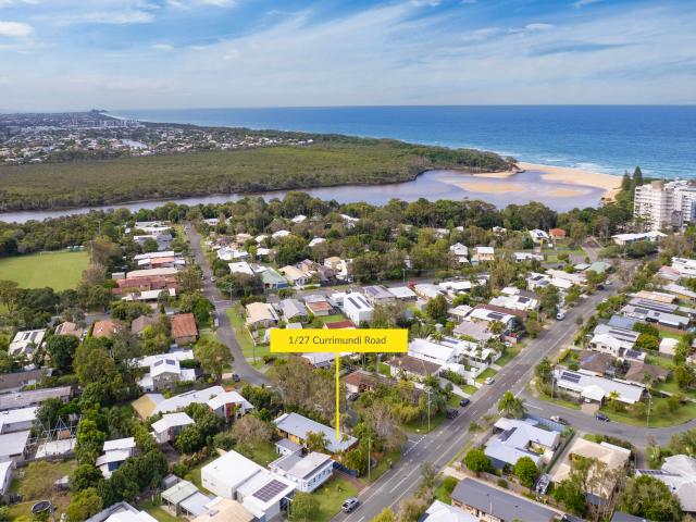 Rare Beachside Currimundi Duplex