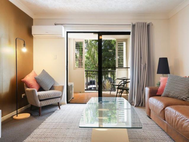 Rare Beachside Opportunity 150m from the Sand