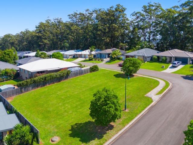 RARE BLOCK ON THE RUINS WAY FINALLY ON THE MARKET!