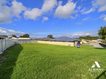 Land for sale in Bald Island