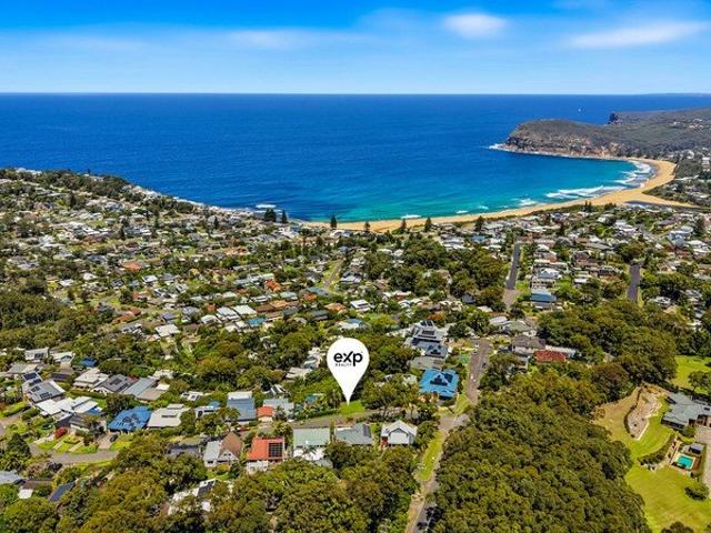 Rare block with ocean views!