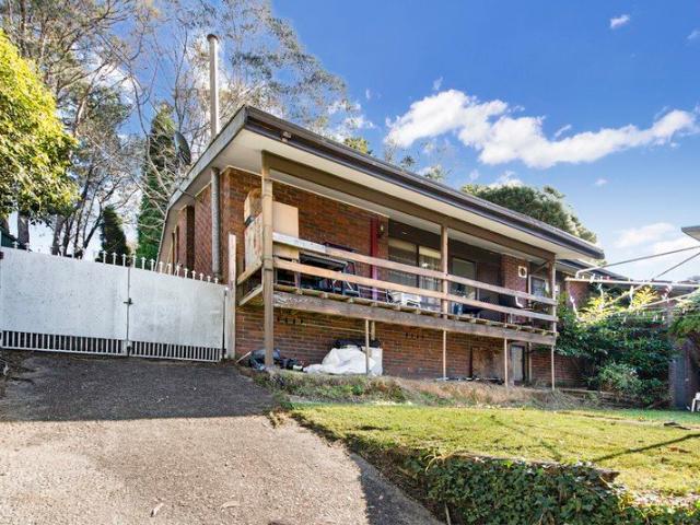 Rare Blue Mountains Sanctuary on 3,396sqm with Endless Potential
