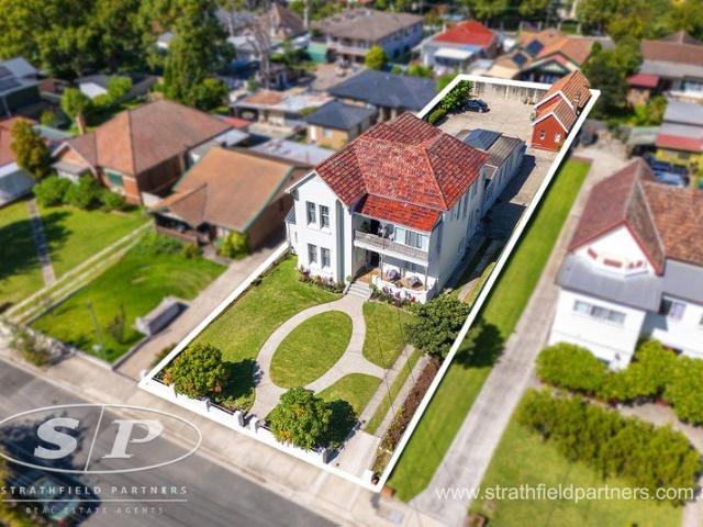 Rare Boarding House Opportunity in the Heart of Burwood!