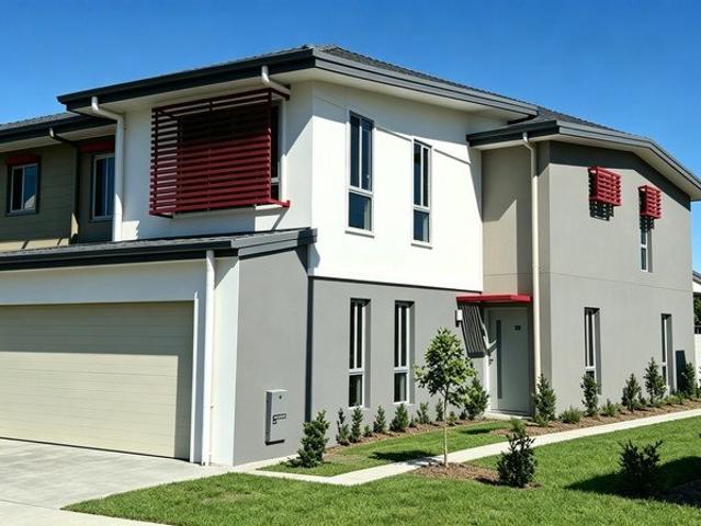 Rare Bright Corner Home in Pacific Pines | 4 Bedrooms + Study | Private Courtyard