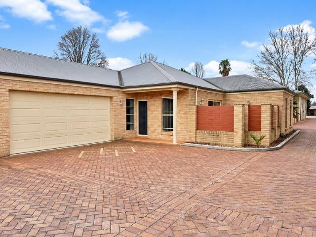 Rare CBD Unit with No Strata Fees